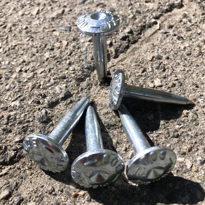 Продам дюбель (гвоздь) геодезический