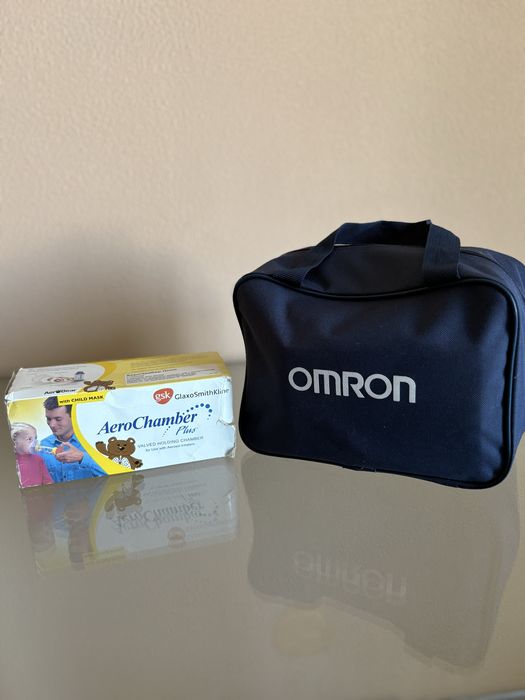 Небулайзер інгалятор компресорний Omron NE-C28P + подарунок Спейсер