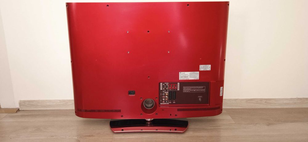 Telewizor 32 cale LG 32LG6000 SCARLET Design