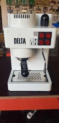 Máquina de café Delta