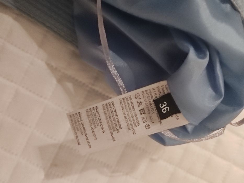 Saia azul tamanho 36