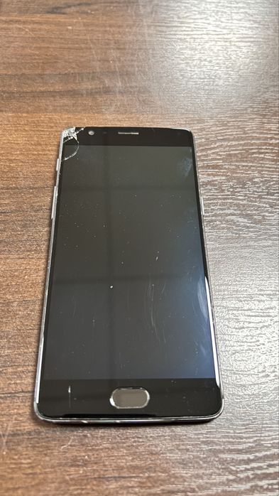 OnePlus 3Т смартфон