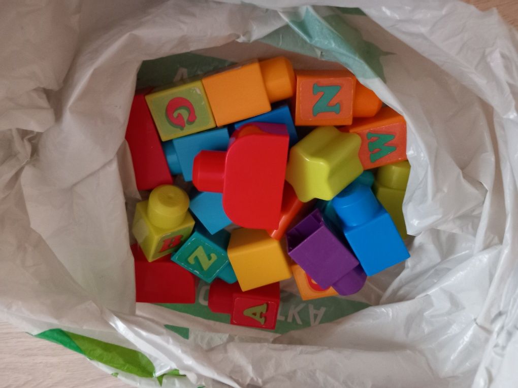 Piesek pchacz jeździk megablock