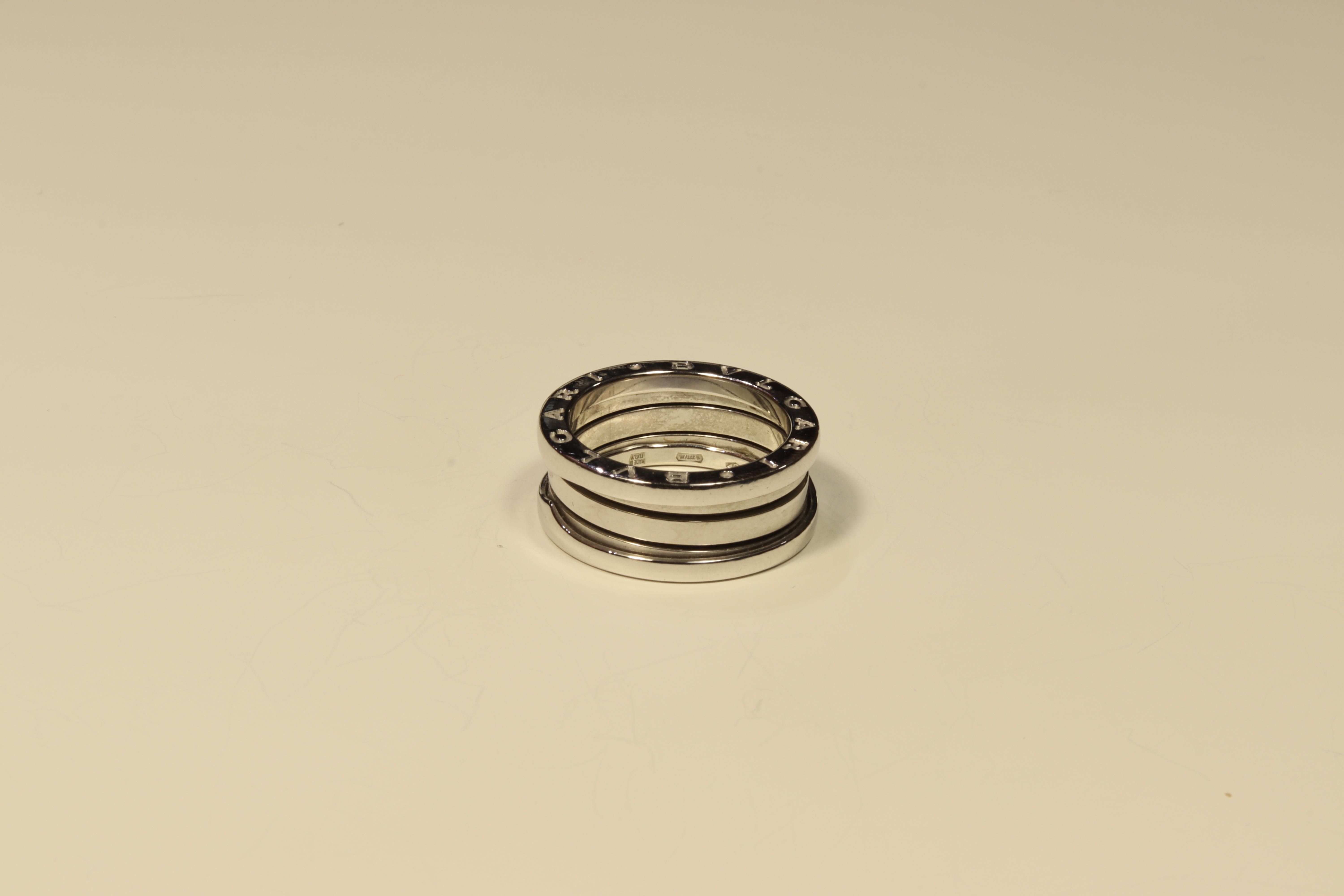 Pierscione/Obraczka  Bvlgari B.zero3, biale zloty, proba 0,750 (18k)
