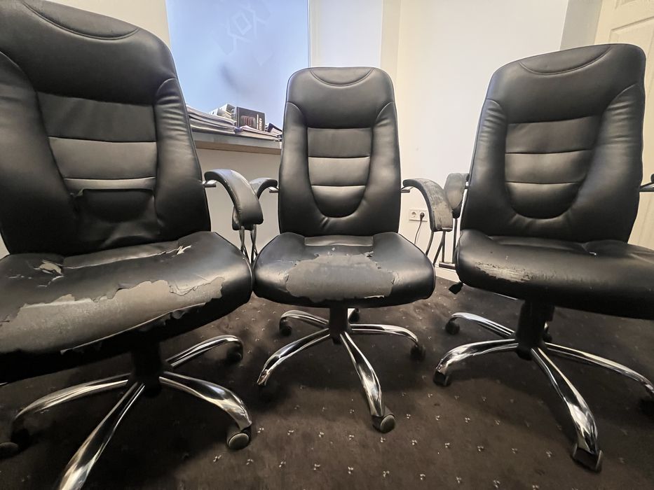 Крісло офісне, NowyStyl, б/у, потертості