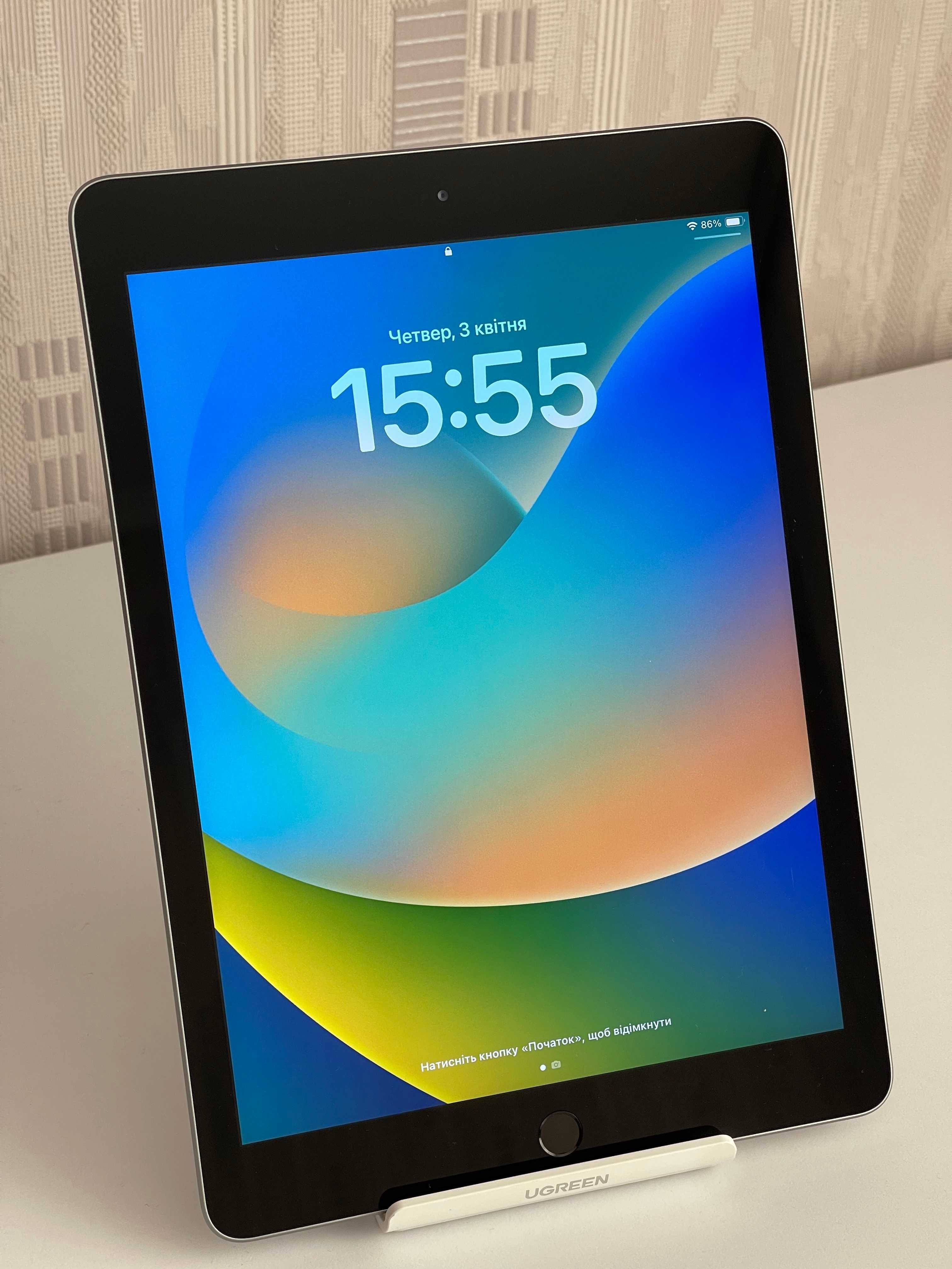 Продам iPad 6-го покоління (2018) 32 Гб Space Gray, модель A1893