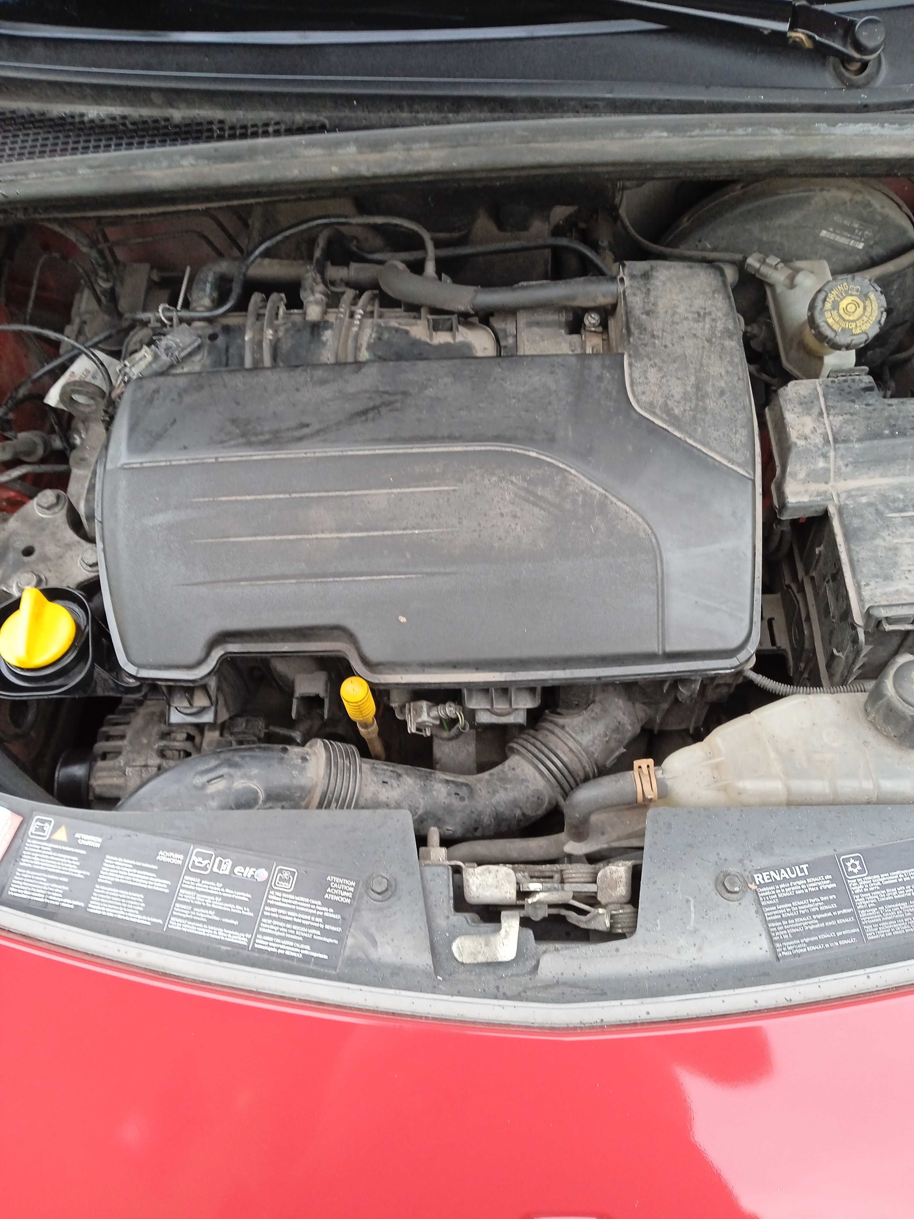 Renault  Clio  1,2 benzyna  2009