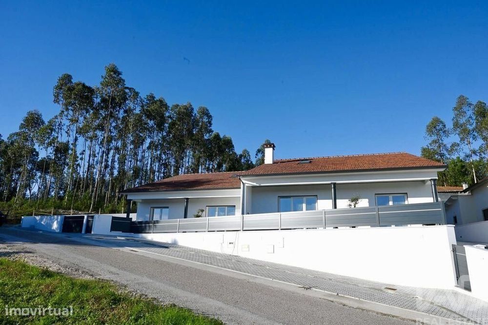 Casa / Villa T3 em Pombal de 314,00 m2