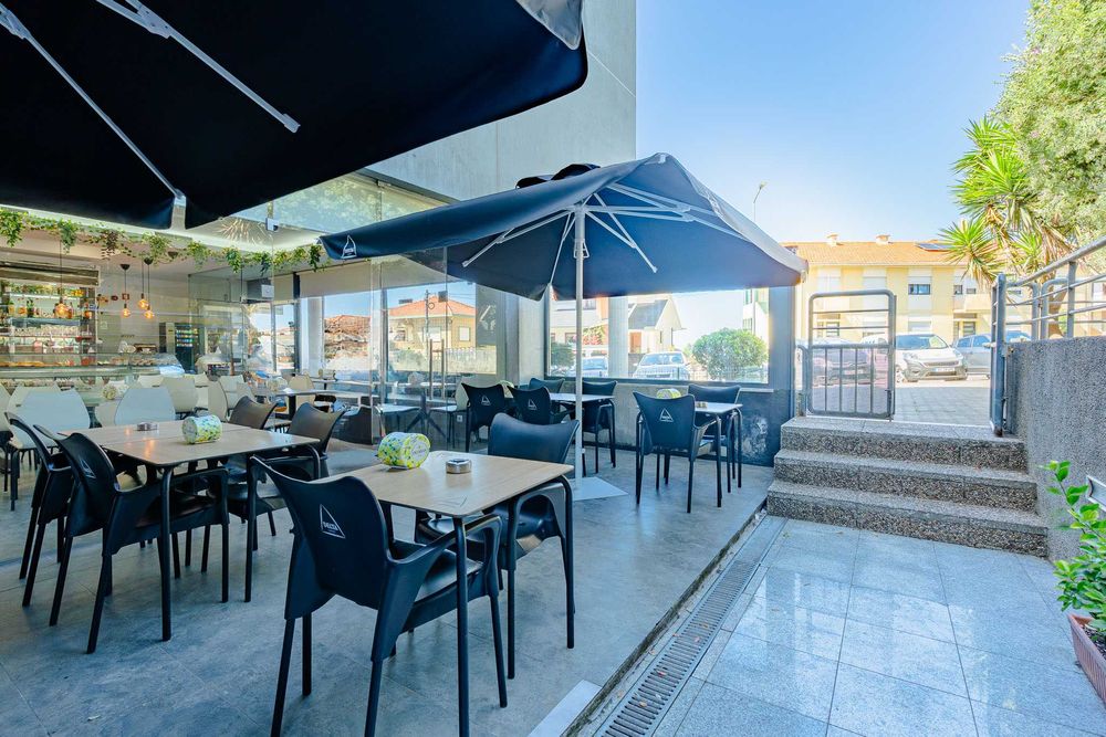 Trespasse de Pão Quente com Fabrico Próprio em Canidelo, VNGaia