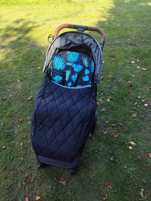 Wózek, spacerówka 4Baby Stinger, ForBaby Stinger. Czarny, szary.