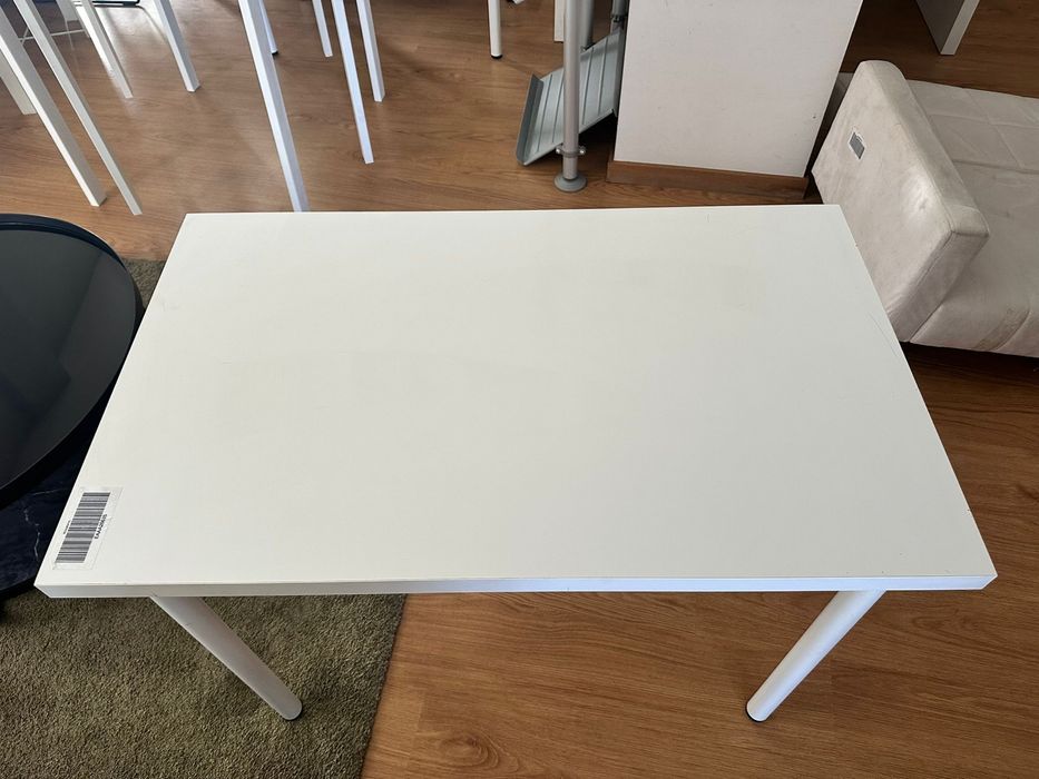 Mesa Branca IKEA