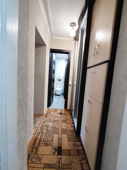 Продаж 3 кімнатної квартири на Київській