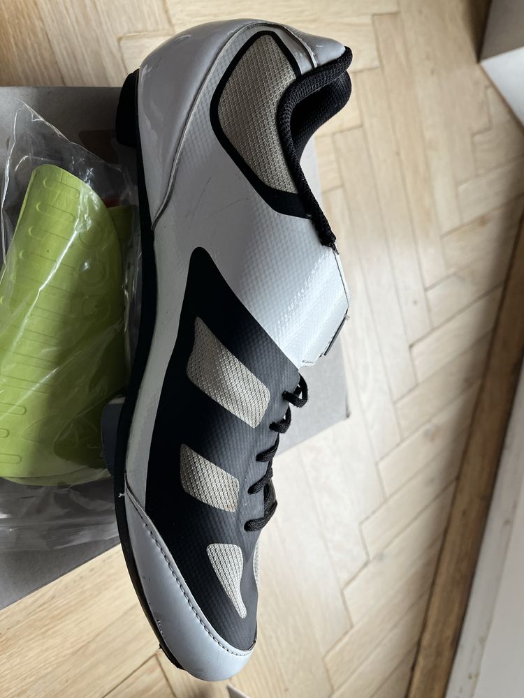 Giro Sentrie Techlace buty białe rowerowe r.43 rzeczywisty (45.5 EU)