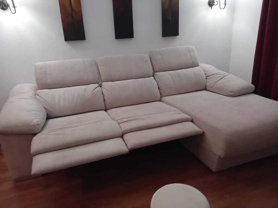 Sofá chaise longue, em excelente estado. Santarém