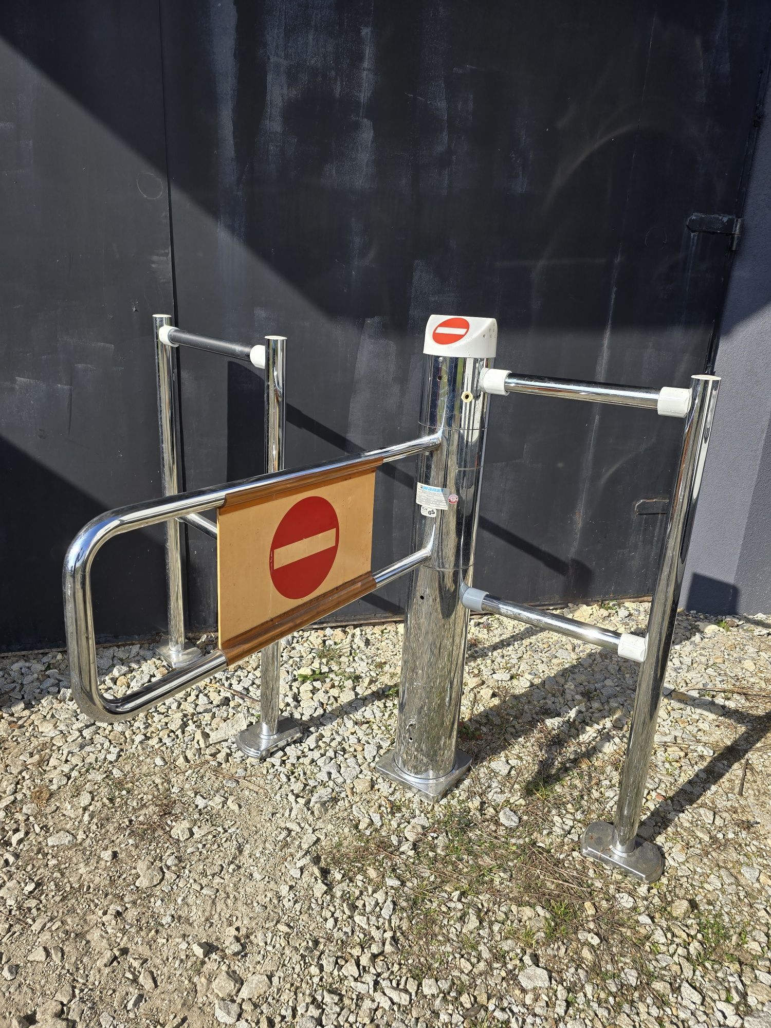 Bramka wejściowa Wanzl wyposażenie sklepu wejscie automat