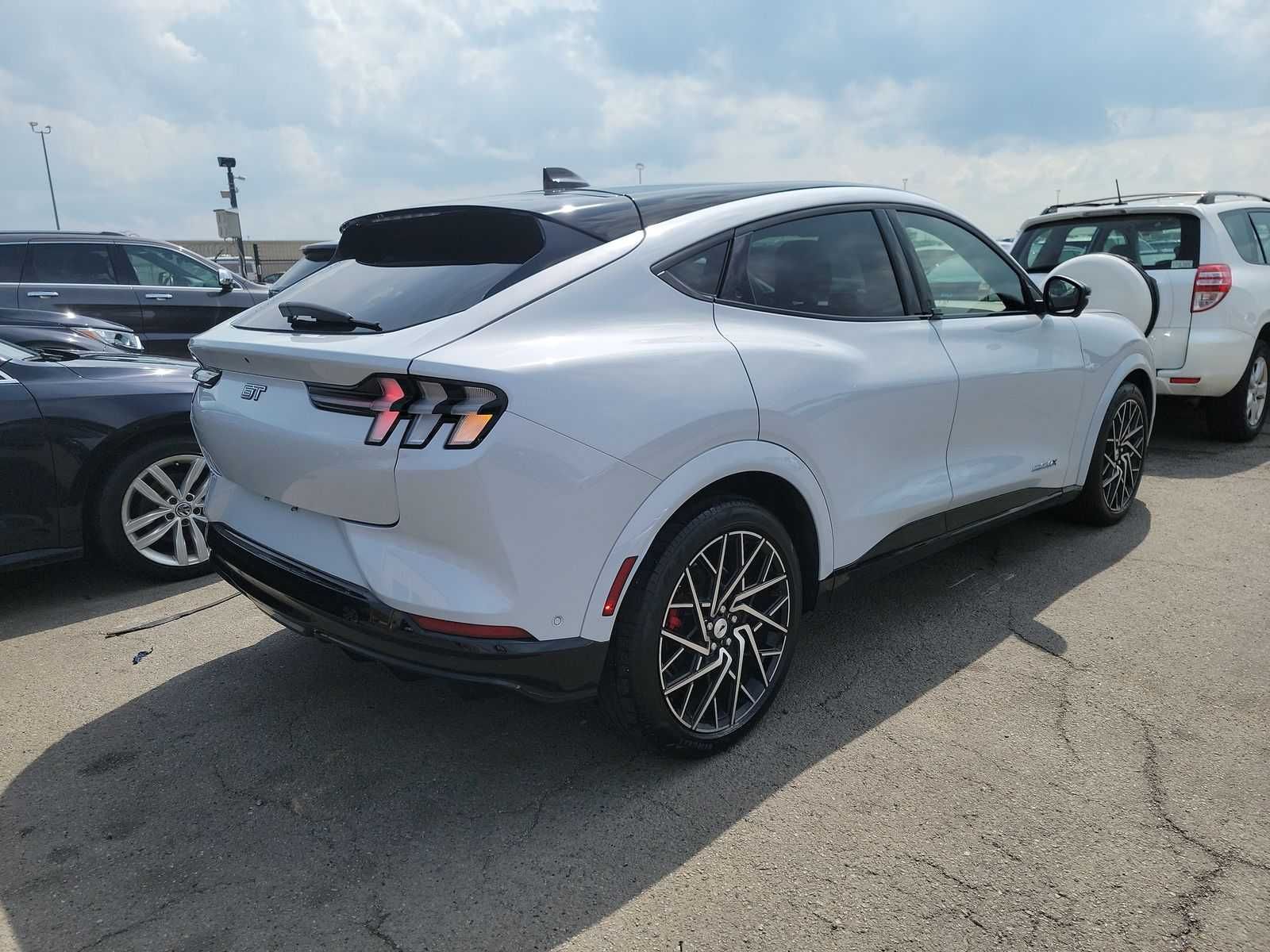 2022 Ford Mustang MACH-E GT