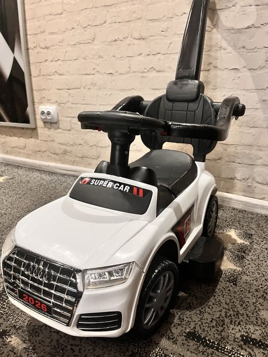 Дитяча машинка-каталка super car з музикою
