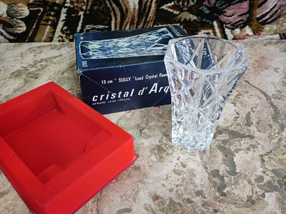 Belíssima jarra cristal d'arques com 13cm
Medid