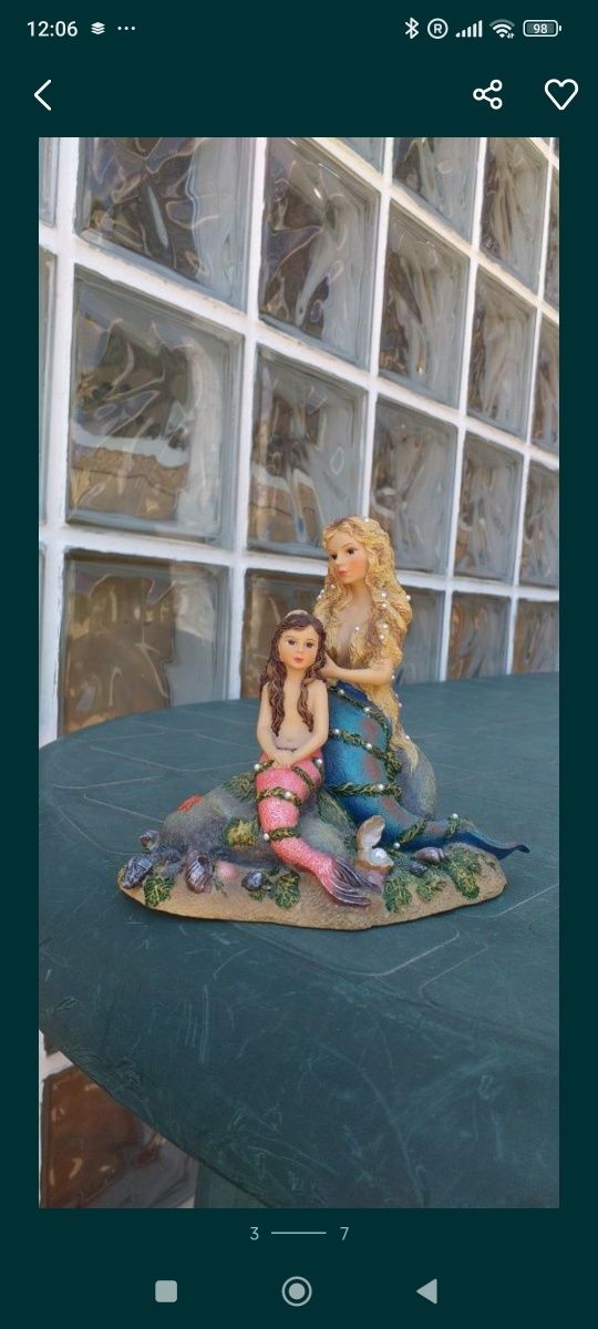 Estatuetas em porcelana