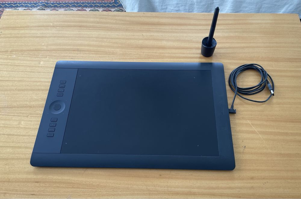 Wacom Intuos Pro L PTH-851 + Caneta Nova