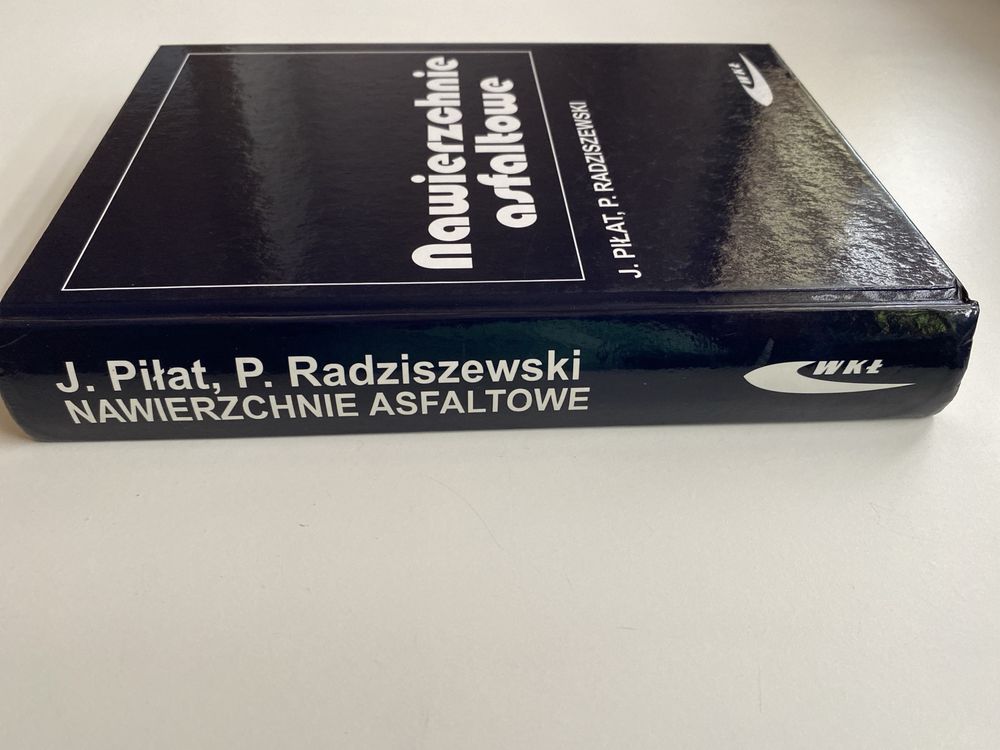 Piłat, Radziszewski - Nawierzchnie asfaltowe