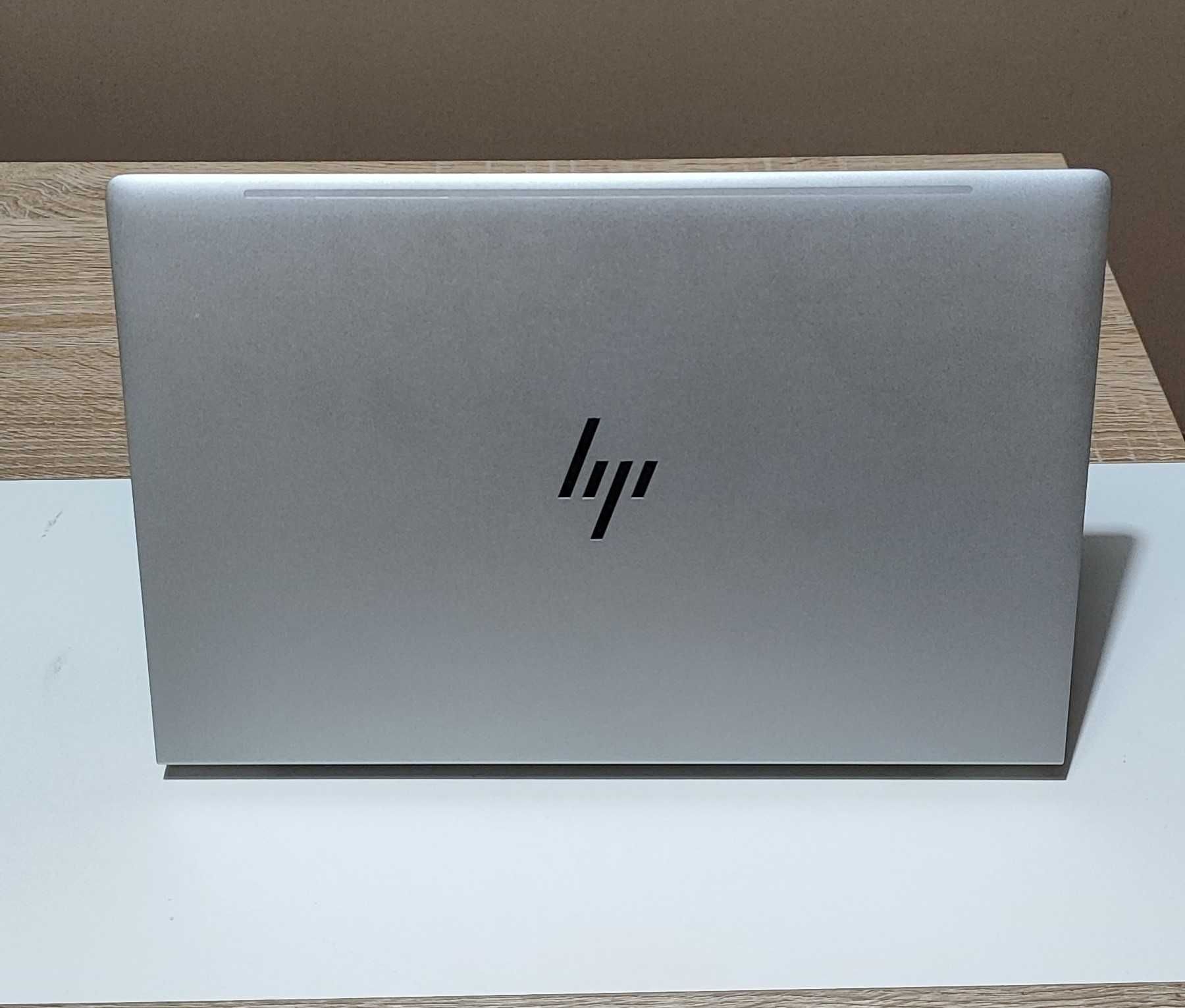HP Elitebook 640 g9 – Intel i5 1235u – 16 Gb RAM – 512 M2