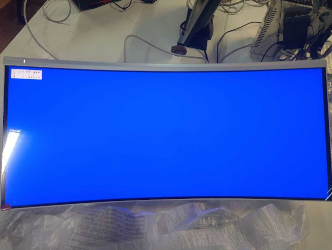 Monitor Philips Evnia QD-OLED 34M2C8600/00