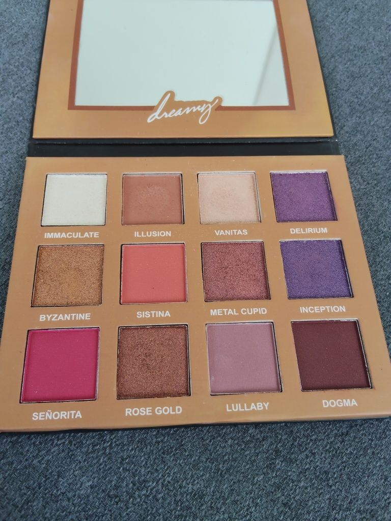 Paleta cieni nabla