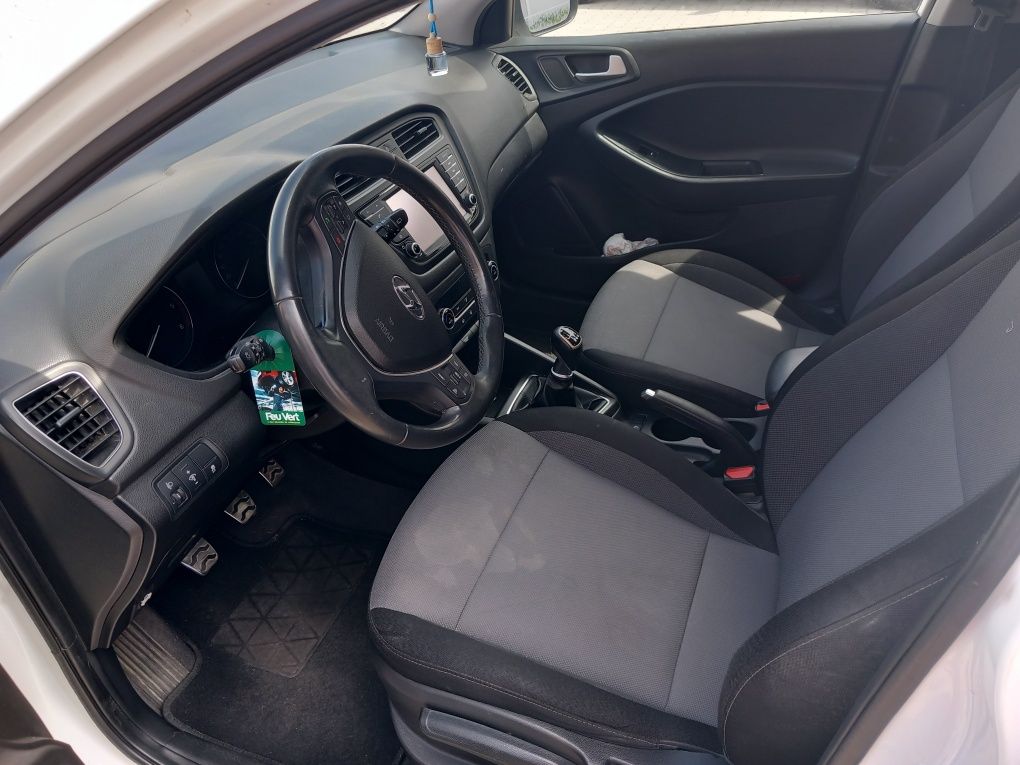 Carro Hyundai i20 Active Gasoleo