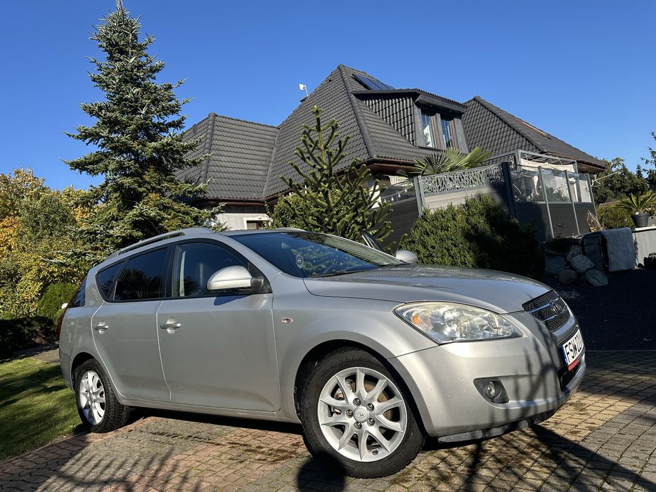 Kia ceed cw 1.6b grz.fotele, szyberdach, stan bdb maly przebieg skóra