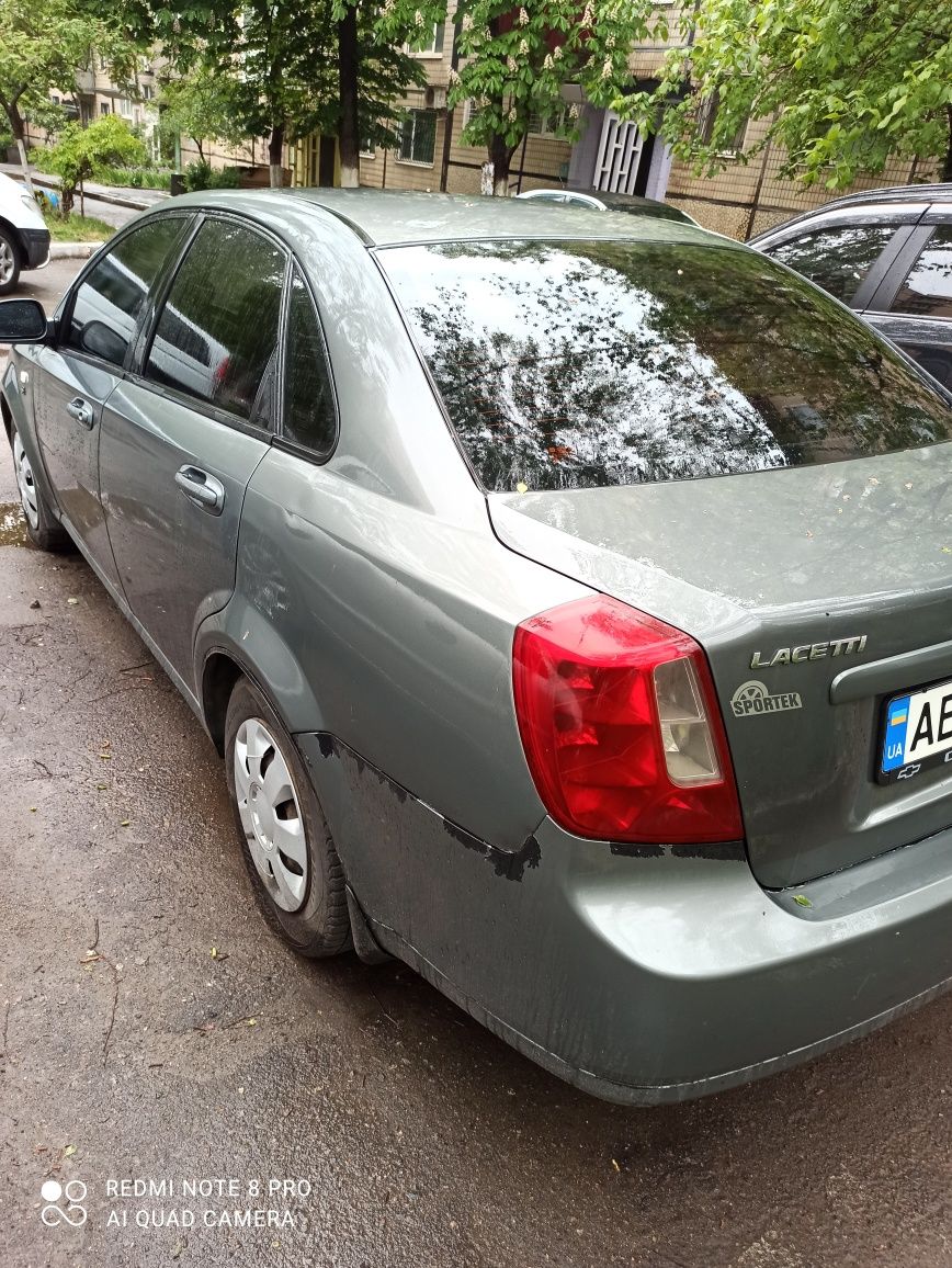 Продам Шевроле лачеті
