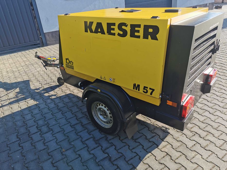 2015r 5700L/min Sprężarka śrubowa spalinowa KAESER M57 rejestracja