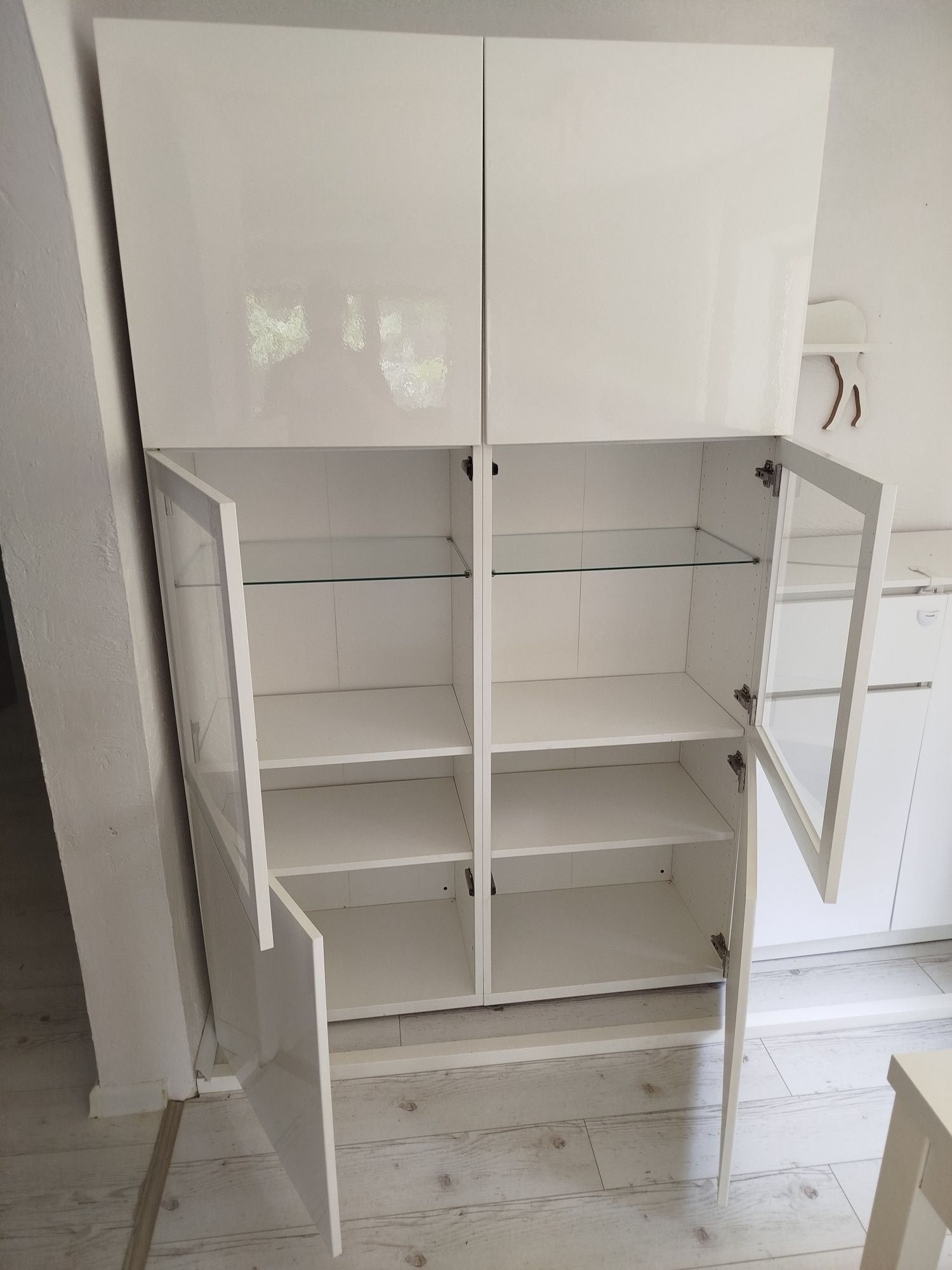 Basta Ikea biała witryna , regał Kołobrzeg