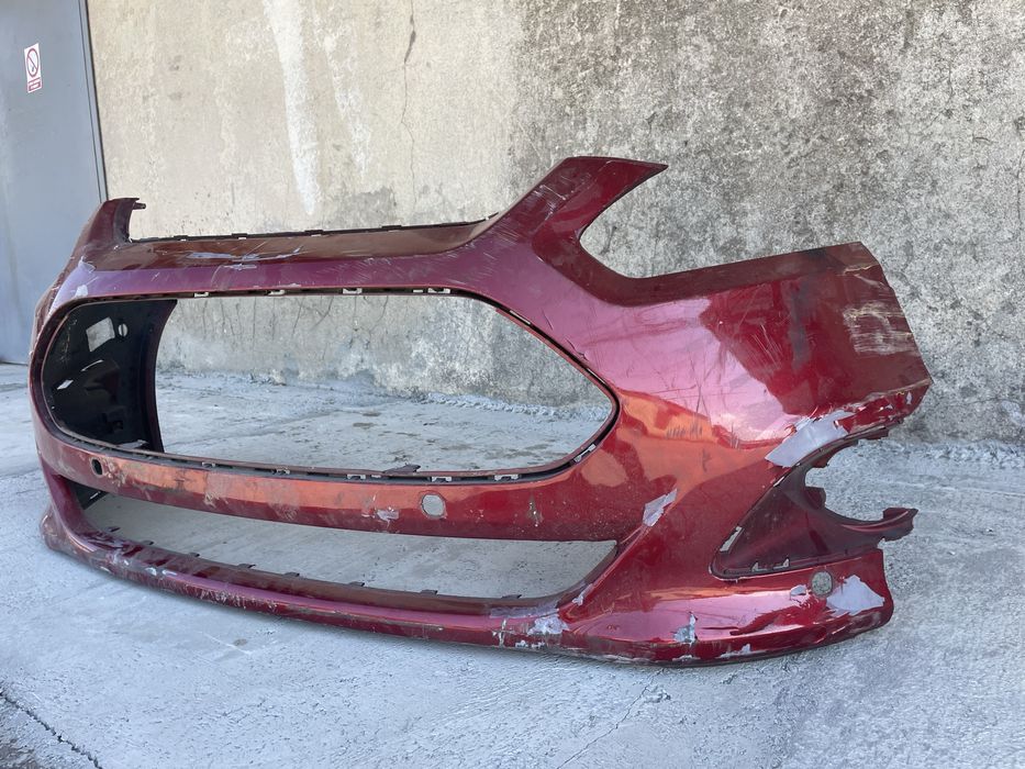 Продам бампер FORD C-max titanium