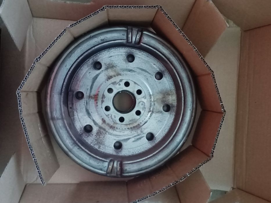 Демфер пасат б7 2.0 дизель автомат