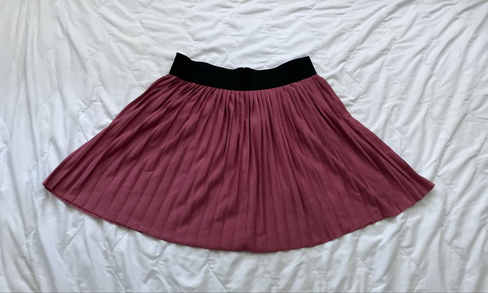 Różowa, rozkloszowana, mini spódniczka rozmiar M ,Colours of the world