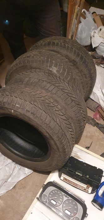Шина зима R15 195/65 Goodyear 23рік