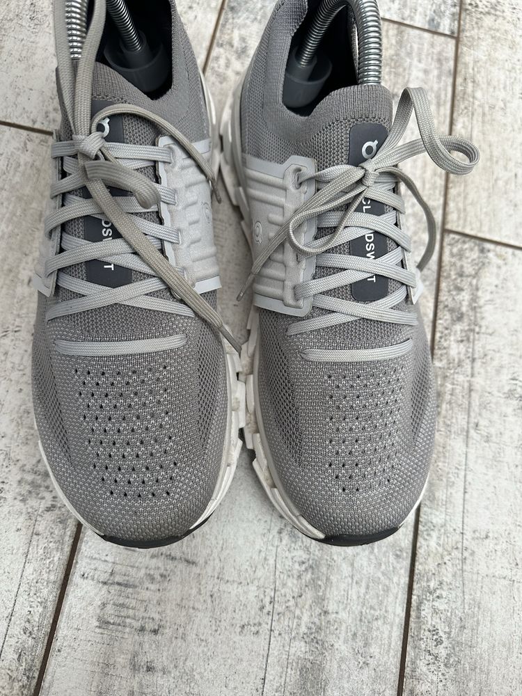 Buty do biegania ON Running Cloudswift 3