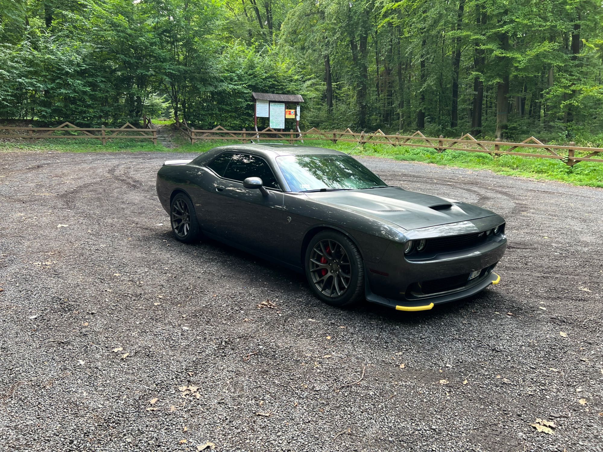 Dodge Challenger SRT Hellcat
