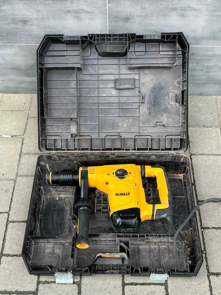 Młot udarowy, wyburzeniowy DeWalt D25810, SDS Max,1050W/Komis Krzysiek