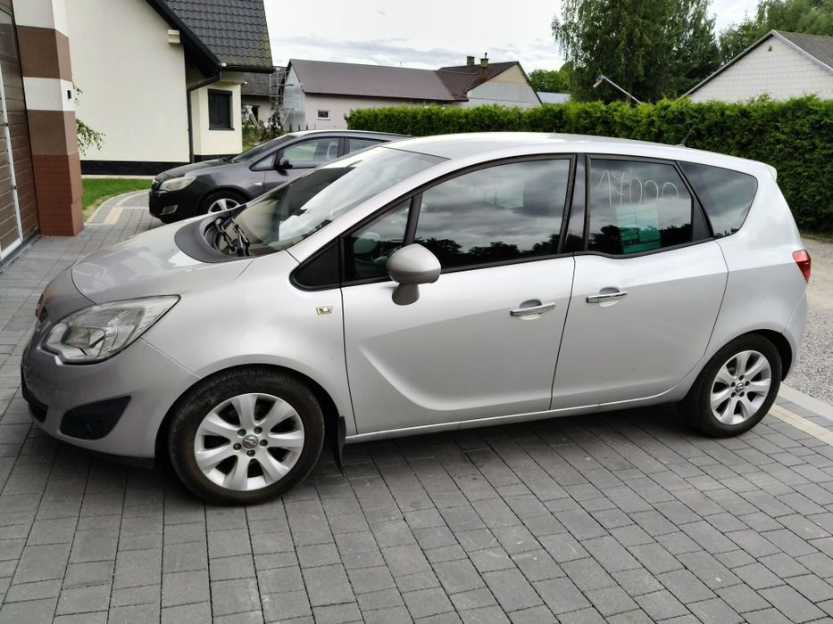 Opel Meriva benzyna