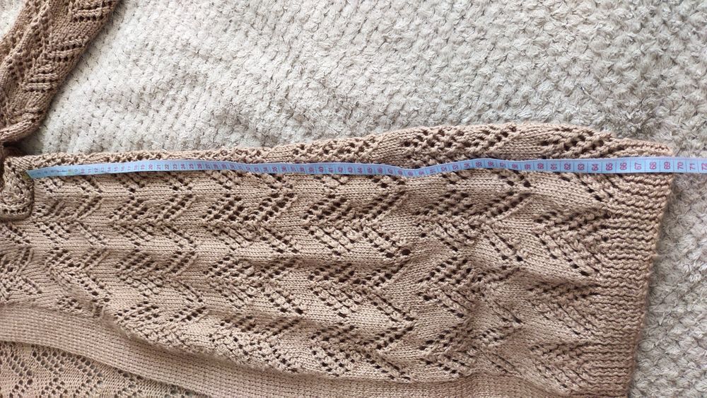 Жіночий кардиган