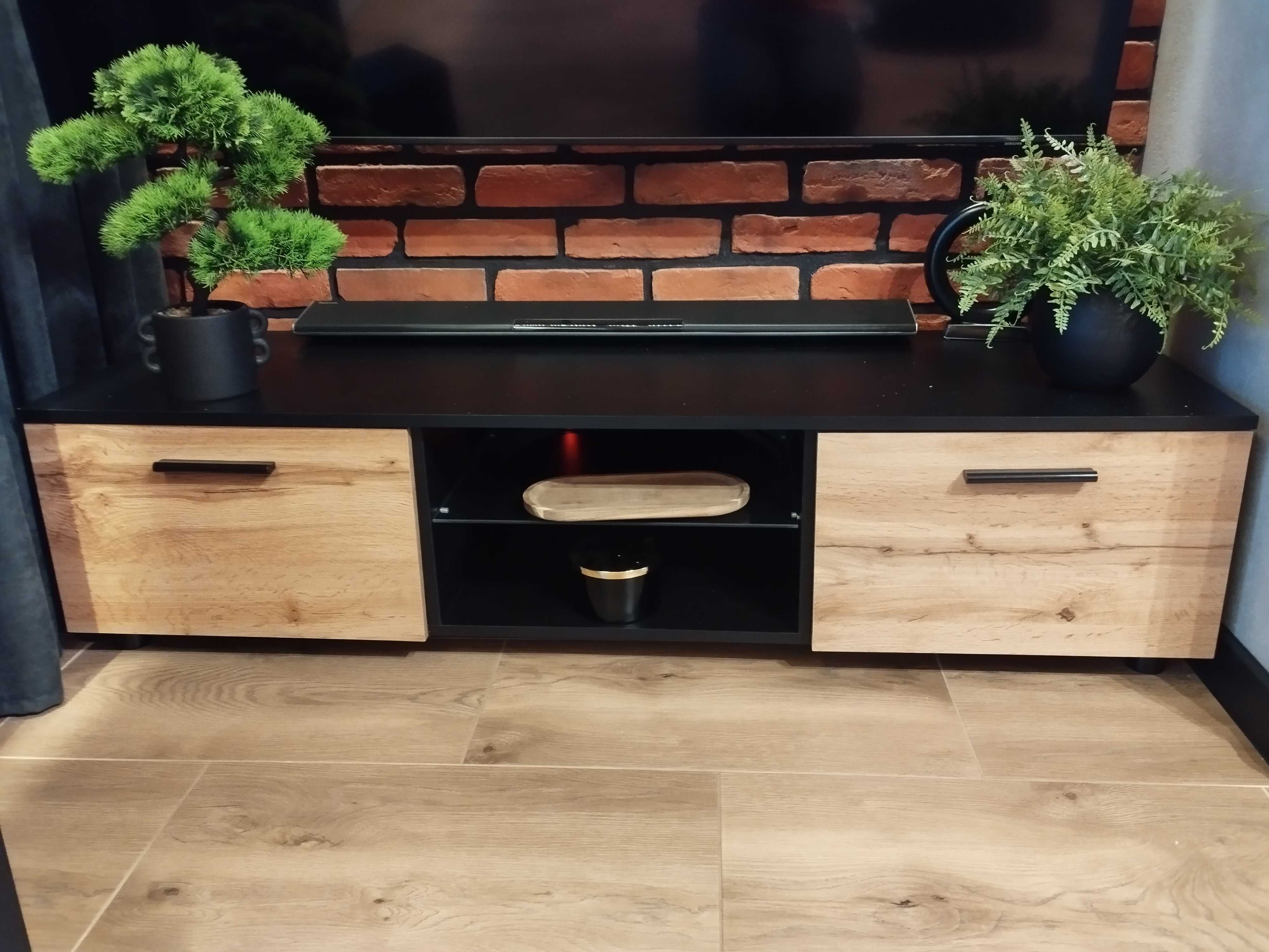 RTV Szafka do salonu stojąca 150cm