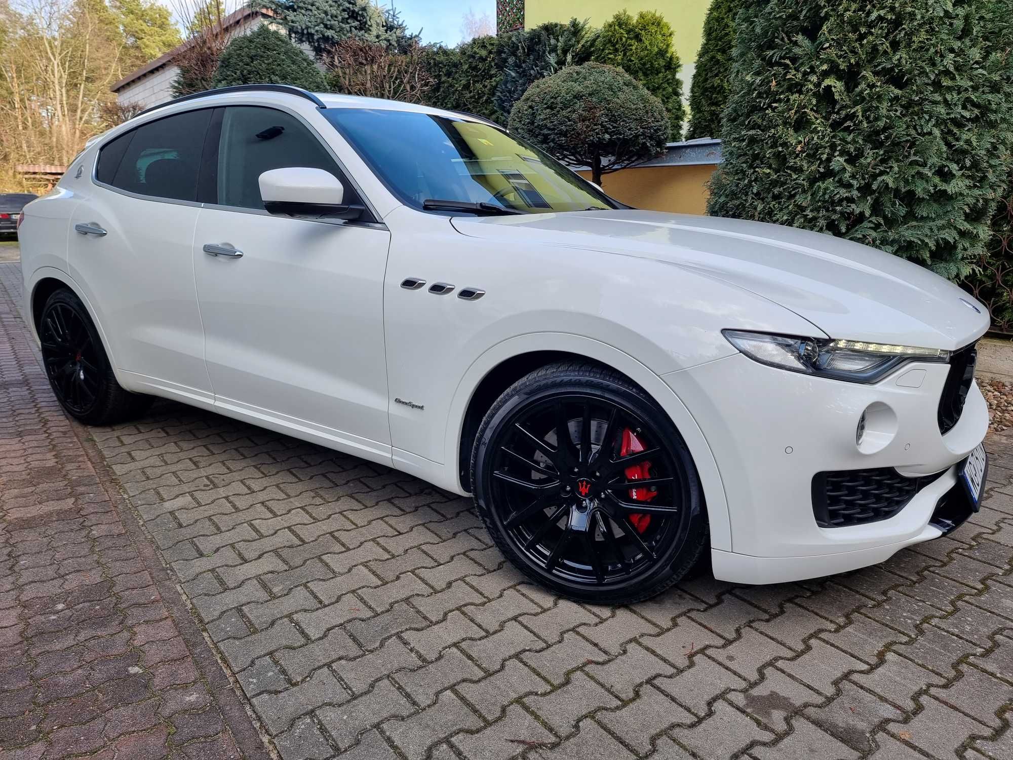 Auto Ślub / Wesele Maserati Levante luksusowy SUV, Prosecco van