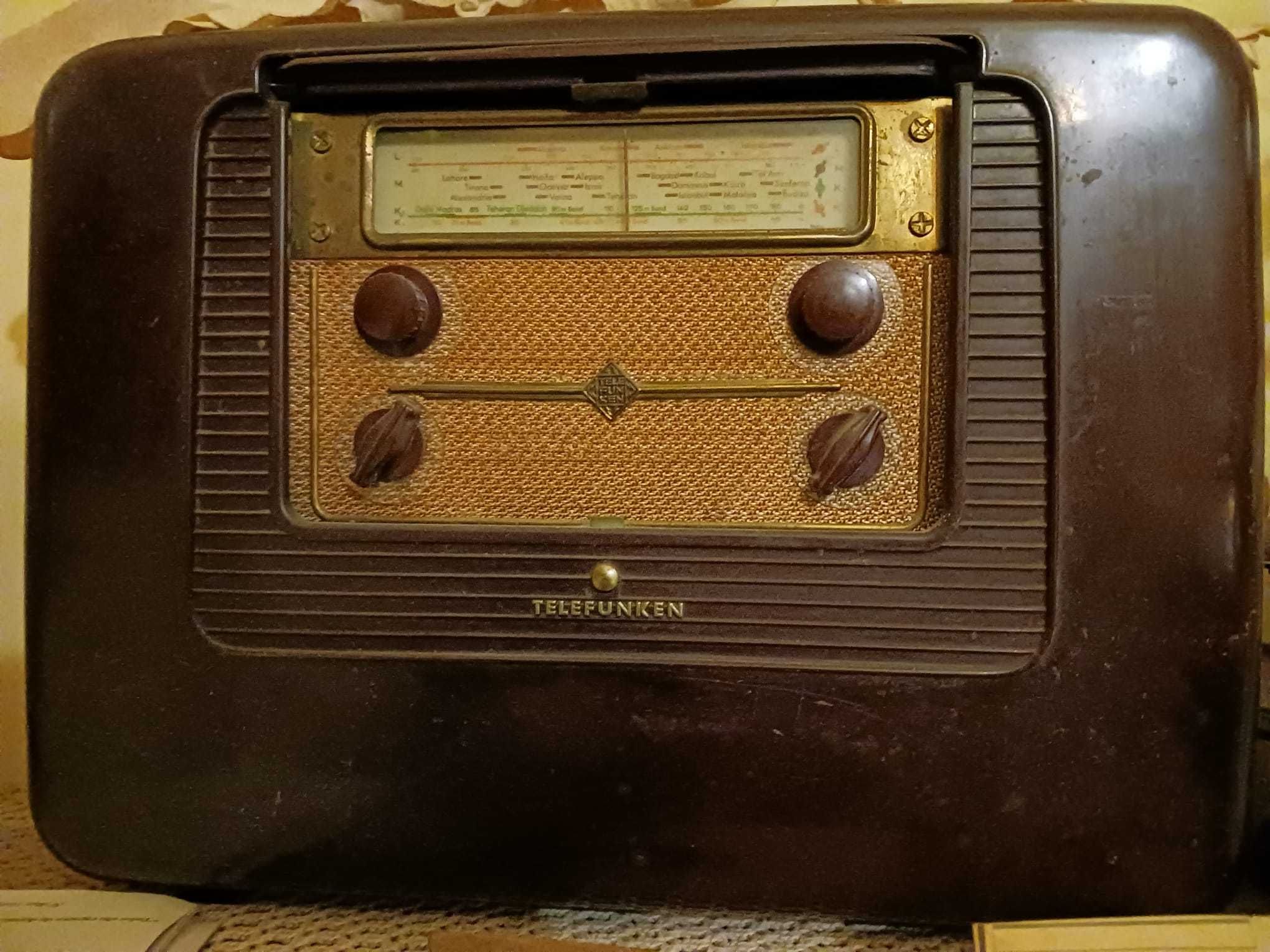 radios antigo philips e telefunken. a funcionar .