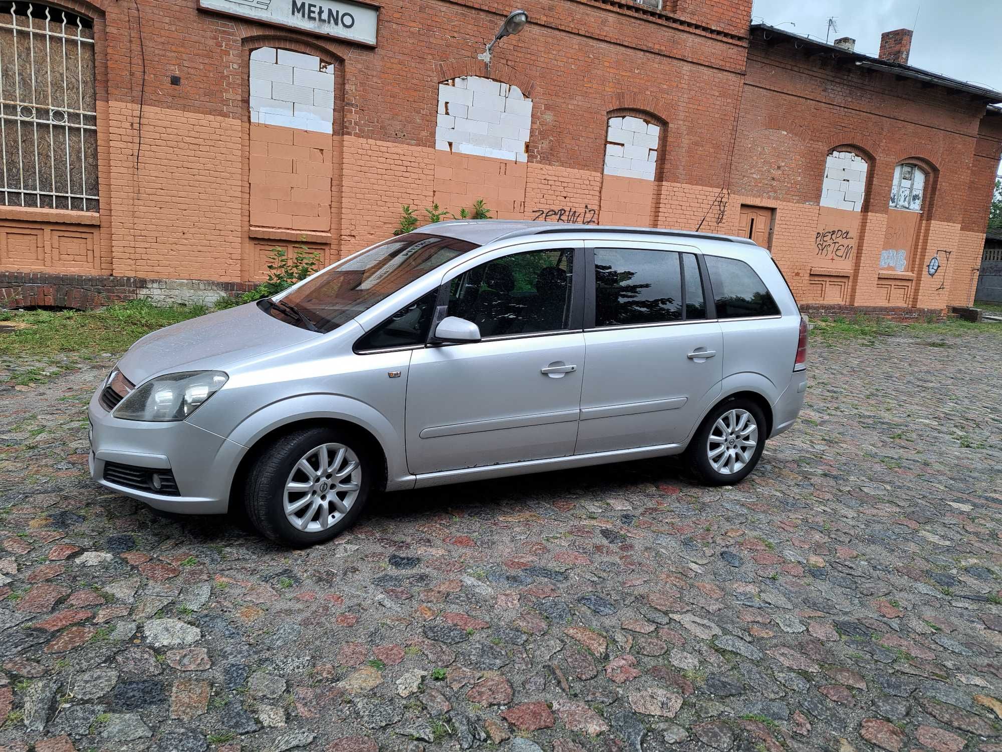 Opel Zafira B 1.8 b/gaz 7-osobowa