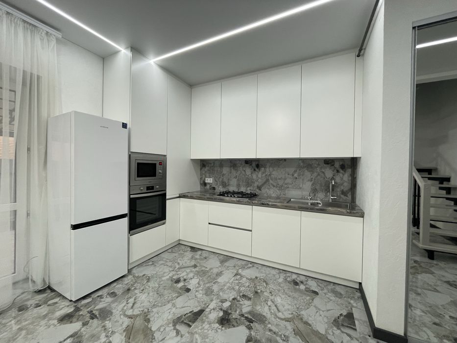 ОРЕНДА таунхаусу на перемичці