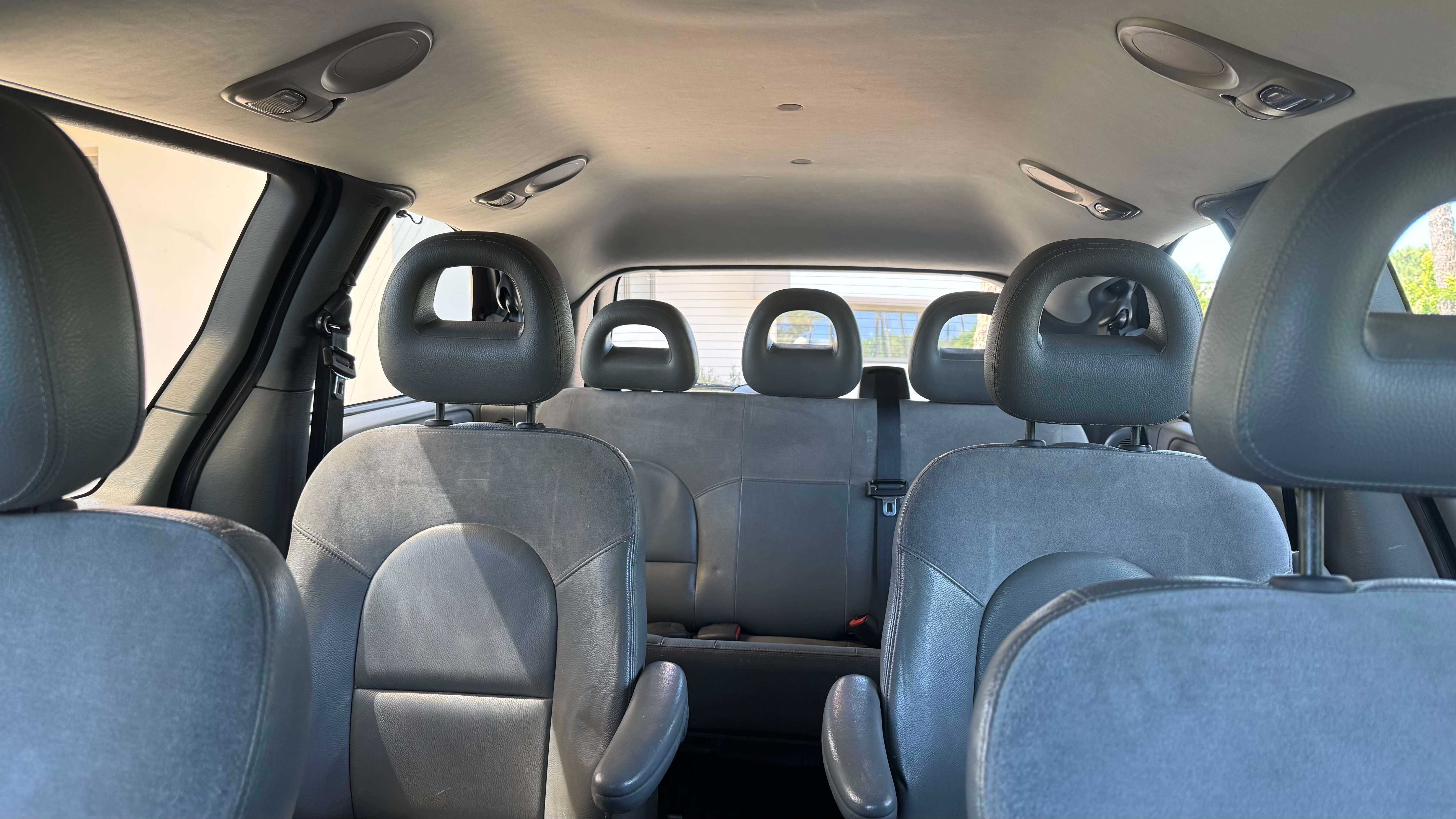 Chrysler Grand Voyager 2.8 CRD • 2004 • 7 lugares • Automático