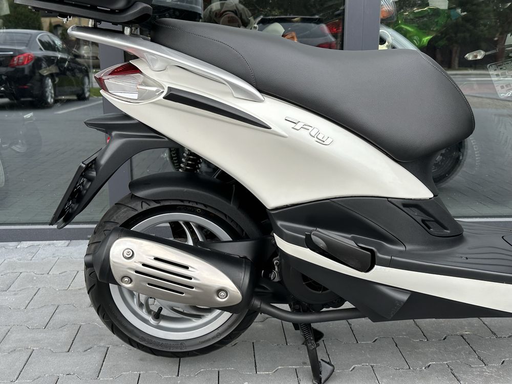 Skuter Piaggio New FLY 125 ie 2016 Rok Biała Perła Wtrysk, Dostawa PL