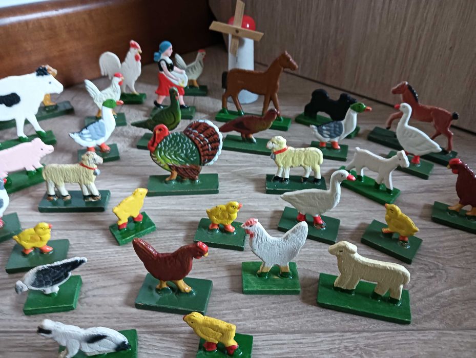 Drewniane zwierzątka farma stare malowane zabawki